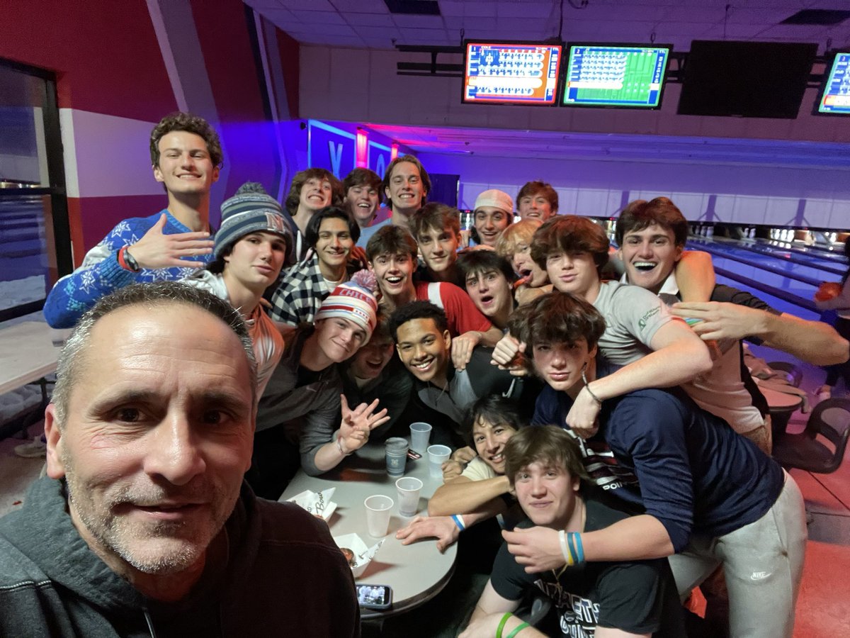 Dinner, Secret Santa and bowling to celebrate the holidays!

#VPV