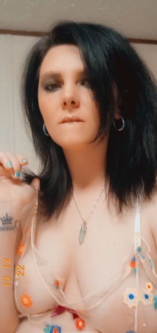 Do you have any fetishes??? Also subscribe to my onlyfans for some very naughty exclusive content. 😉 https://t