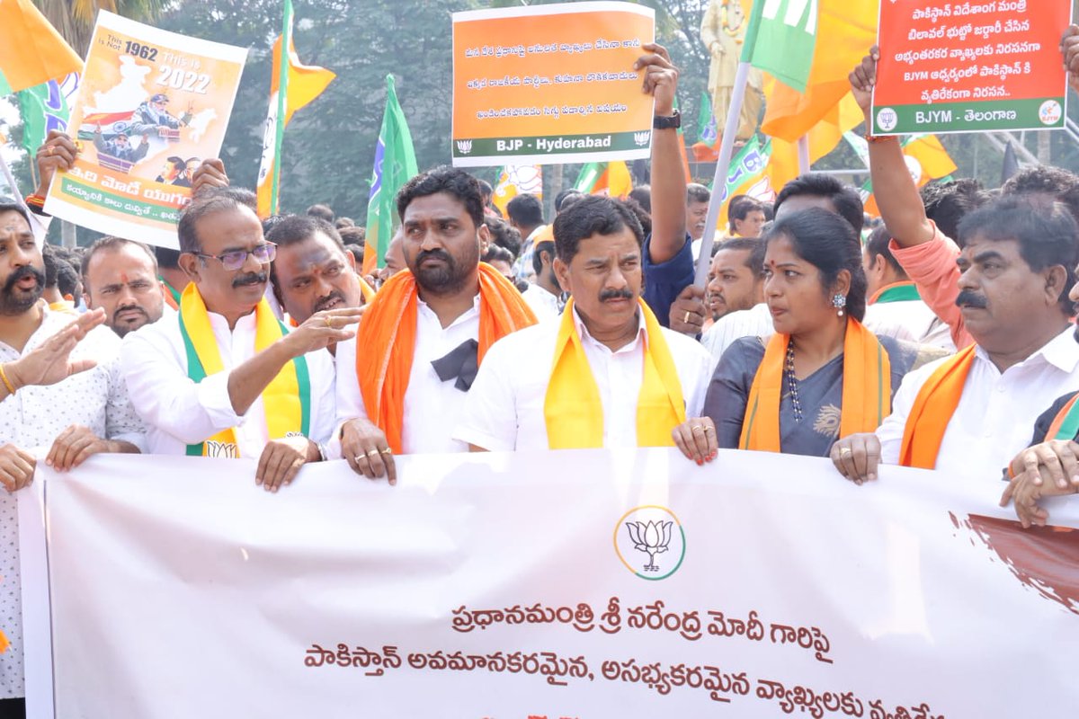 Rani Rudhrama Reddy ( Modi ka parivar ) tweet media