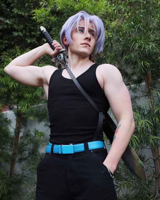 Another Trunks shot ? https://t.co/FTTiNTV4ps