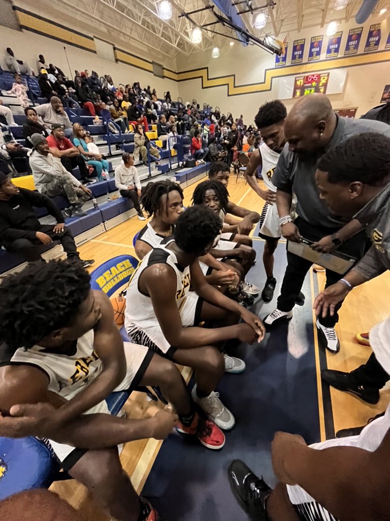 SCCPSS Holiday Classic🌉

Crawford Square Championship 🏀

Groves High Rebels- 53
🆚
#3 Johnson High Atomsmashers - 71

<a href="/iiamkenye/">Kenye williams</a> 13pts 5reb
<a href="/_Tychisholm/">TC3</a> 11pts 2stl
@_KhariManning 9pts 3ast

<a href="/DennisKnightSMN/">Dennis Knight</a> <a href="/KyleSandy355/">Kyle Sandy</a> <a href="/TheBigGuyWJCL/">Frank Sulkowski WJCL</a> <a href="/RecruitGAHoops/">Recruit GA Hoops</a> <a href="/SandysSpiel/">Sandy's Spiel</a>