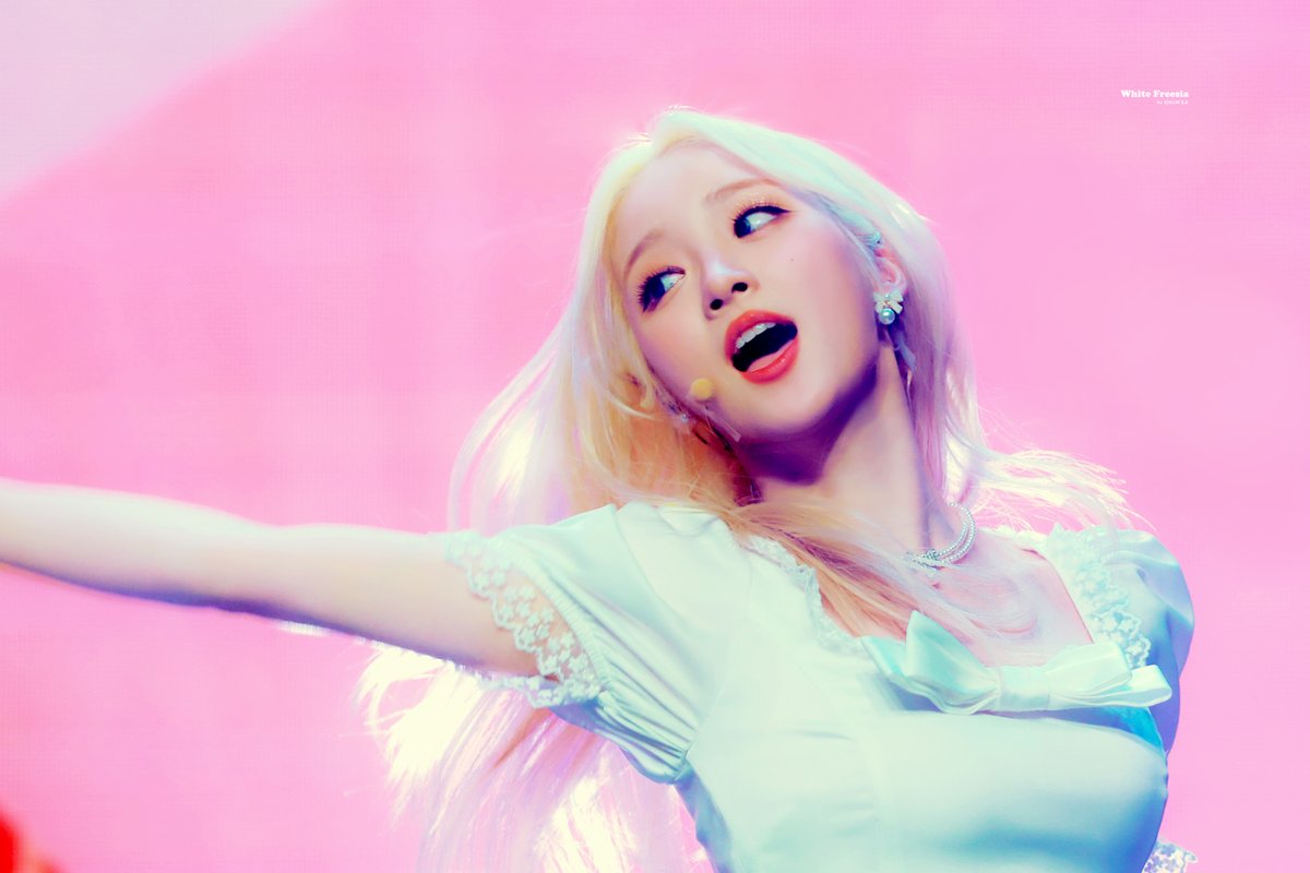 221216 HQ
🌸🌸🌸🌸🌸

#지원바라기
#아이칠린 #ICHILLIN #이지 #E_Ji 
<a href="/ichillin_km/">ICHILLIN' OFFICIAL</a>