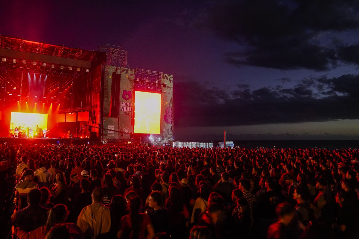 montevideoIM's tweet photo. Se fue la primera jornada del #MontevideoLate 🎶

Nos reencontramos mañana desde las 14 h en las canteras del Parque Rodó 😉 https://t.co/Glqyx5Bipf