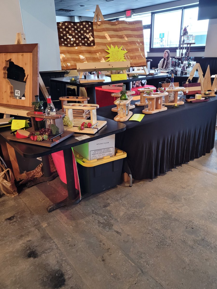 fishhuntken's tweet photo. We had our first craft show today and it went pretty well. https://t.co/iyNycor93v