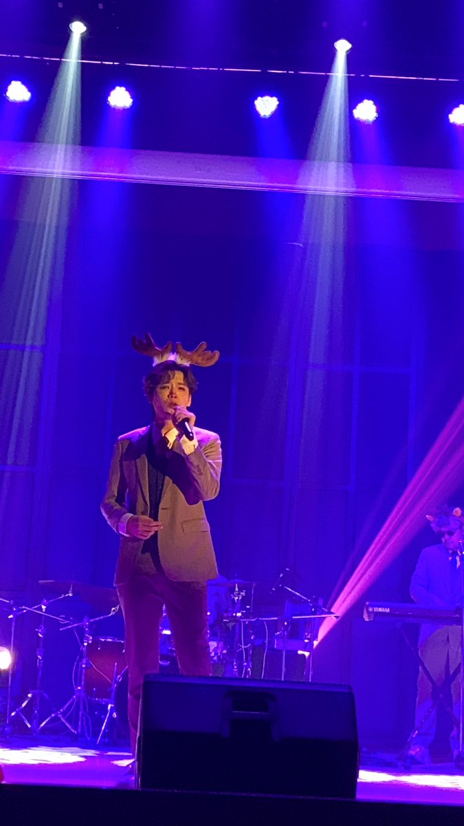 ple_yam's tweet photo. แสงสีมาพร้อม #Kachanontanun #HippoTopiaParty https://t.co/HbdLBfZuvJ