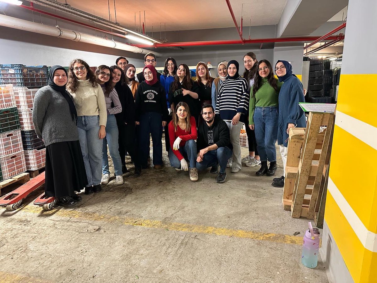 Dernek üyelerimiz ile birlikte LÖSEV'e ziyaret düzenledik. LÖSEV konusunda bilinçlendiğimiz ve farkındalık kazandığımız bir etkinlik oldu. 

Katılan tüm üyelerimize teşekkür ederiz.