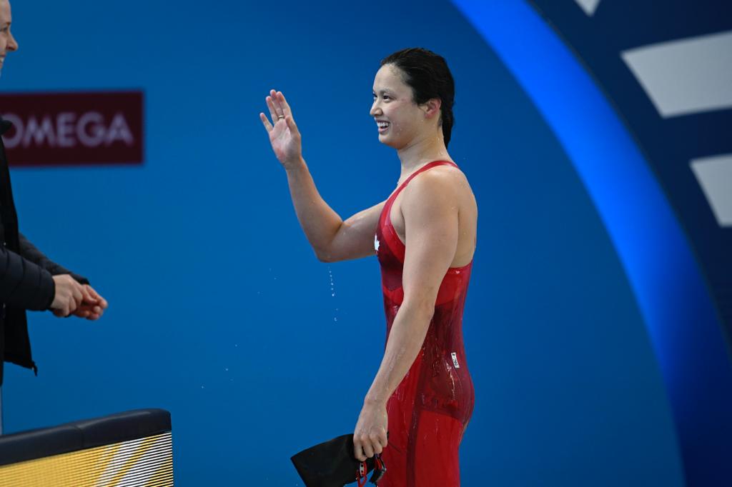 WorldAquatics's tweet photo. First final of the night at #FINAMelbourne22 and first
WOOOOOORLD RECOOOOOOORD
Women's 100m Fly FINAL ๐@mags_swims26๐ฅ54.05 https://t.co/jWczjSP9oh