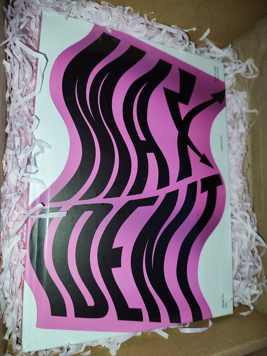 hwangseungcart's tweet photo. 💌: #em_mails
[ from @__cosmicverse ] 🌷

limited maxii arrivedddd safely, thank you so much for packing my album securely and for the smooth transaction + always updating me. also, thank you so much for the freebies. till our next transaction! 💗💗

#cosmiclaimed https://t.co/PfEMIt1QYE