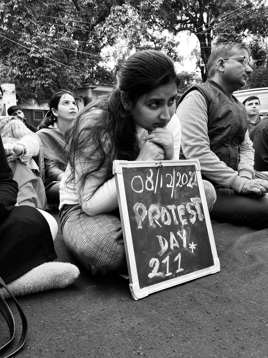 PanditaKanchan's tweet image. #relocation_2_jammu  #PMPackageEmployees @rashtrapatibhvn  @DefenceMinIndia  @AMEAK_Displaced
#OnlySolutionRelocation
People live by hope alone, while there&apos;s life there&apos;s hope we still hoping for our lives from @PMOIndia You only live once, but if you do it right once is enough