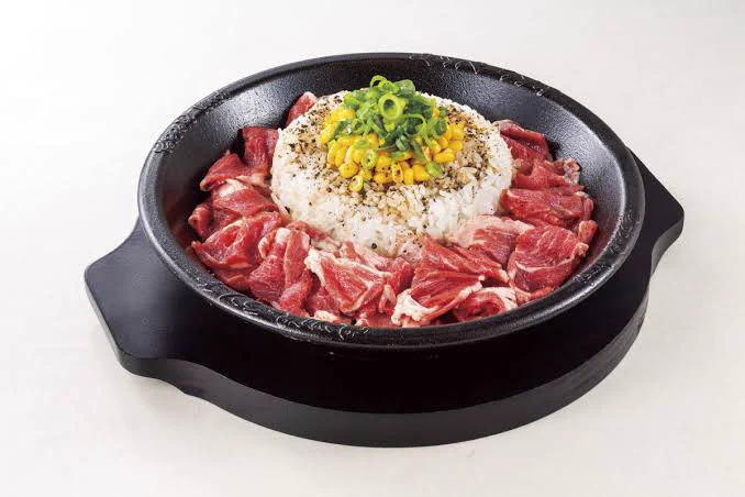 なんでか知らないけど……塾の中にペッパーランチの匂いが充満してて飯テロやばいんですけど……↓これ 