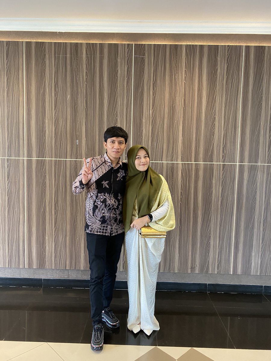 Cindy Smith (@cindymarliani) on Twitter photo 