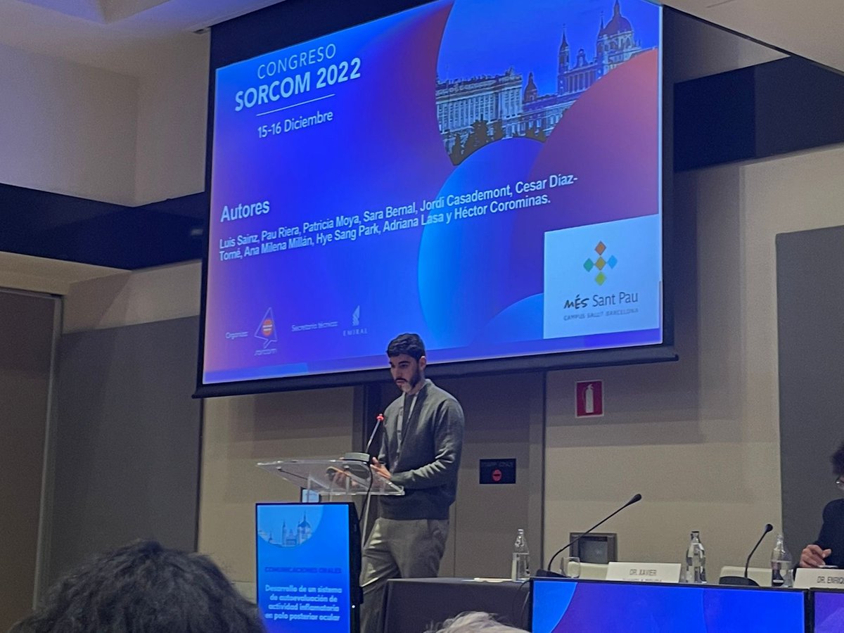 reuma_santpau's tweet photo. Dr. @LluisSainz presenta los resultados de su trabajo “Papel de las variantes génicas de ma IL-6R en la predicción de respuesta a Tocilizumab en Artritis Reumatoide” en el congreso #SORCOM22 @SORCOM1.
2º trabajo del proyecto doctoral con @GeneticaSantPau @PauRieraA @mardagaori. https://t.co/cd7NHOLOaA