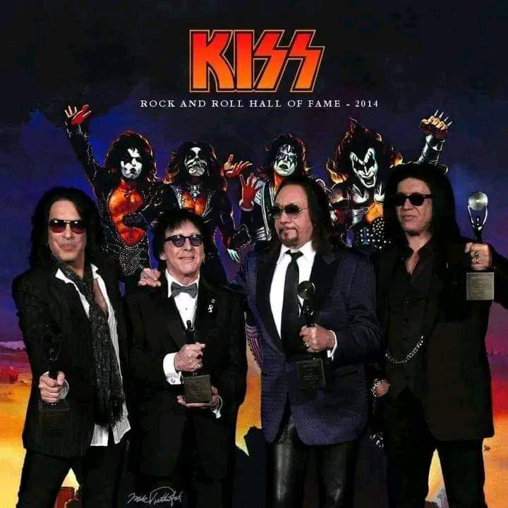 ArmyAlamo's tweet photo. Good Evening, KISS ARMY THE ALAMO CITY.

KISSTORY

"KISS makes Hall Of Fame!"

9 years ago today, 12/17/2013, KISS is finally inducted into the Rock &amp; Roll Hall of Fame! https://t.co/Y1hvk7td0M