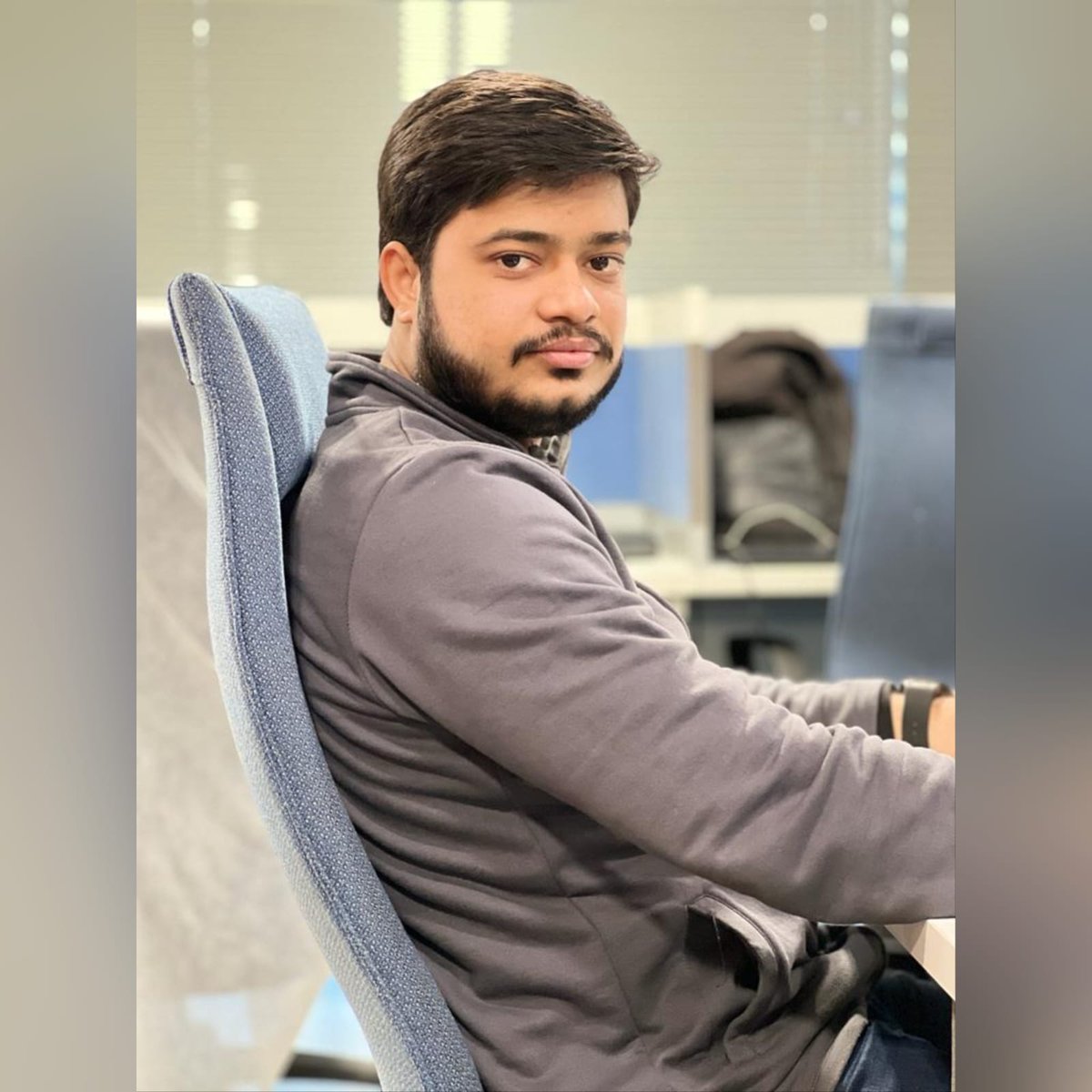 faspro_'s tweet photo. #NewProfilePic https://t.co/DUdFeoiu4W