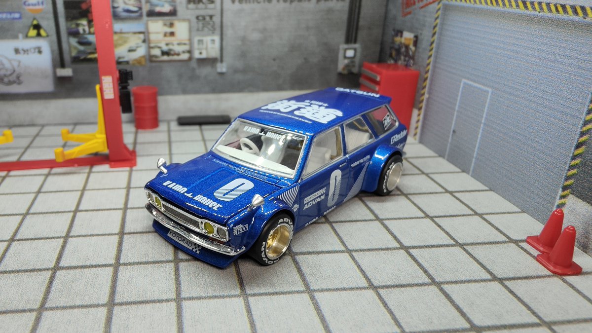 DiecastFan3's tweet photo. Marque : #MiniGT
Nom : Datsun KAIDO 510 Wagon Blue
Échelle : 1/64
Date de sortie : 2022
KAIDO★HOUSE Mini GT KHMG011

#DieCast #miniature #Datsun #Datsun510 #Kaido #KaidoHouse #Wagon #1970s https://t.co/fQemtREsim