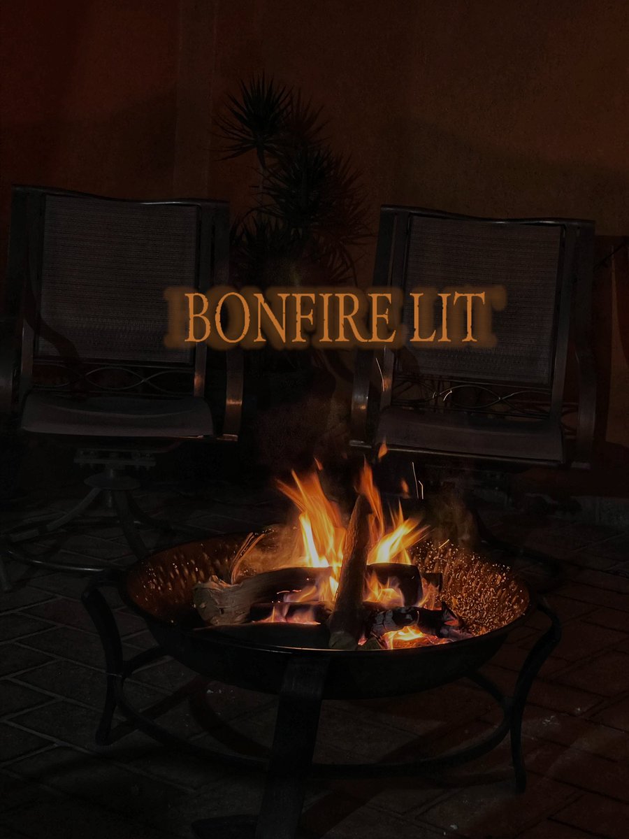 MrWulf_III's tweet photo. Cuando tengo q salir de casa, siempre #BonfireLit #DarkSouls https://t.co/3G6mE2H8Mb