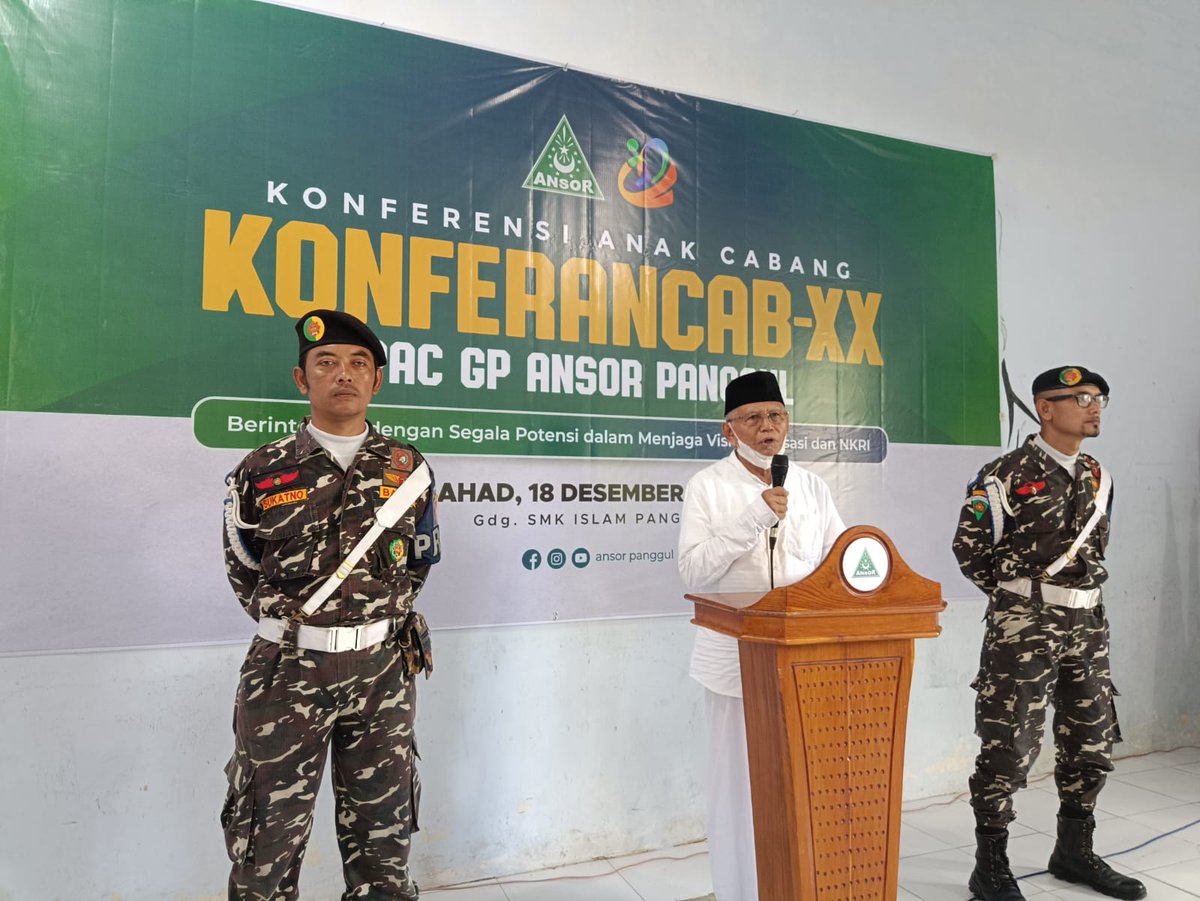 turusmustakim's tweet photo. PEMBUKAKAN KONFERANCAP-XX Pimpinnan Gerakan Pemuda Ansor anak Cabang Panggul Di SMK Islam Panggul Trenggalek .,Berintegrasi DenganSegala pontensi Dalam Menjaga VISI Organisasi dan NKRI .
Akad.-18-12-2022.
#Konferancap20Panggul
#BadanCiberTrenggalek
#AnsorJatim1Komado https://t.co/MOoRvbWJhG