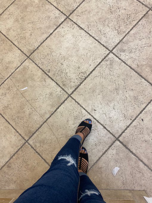 Miss me yet? 💋 #feet #feetfethish #feetfinder #feetpicsforsales #sellingcheapcontent #sell #SellingContent<a href="/tag/feet"class="tags">#feet</a><a href="/tag/feetfethish"class="tags">#feetfethish</a><a href="/tag/feetfinder"class="tags">#feetfinder</a><a href="/tag/sell"class="tags"><span>#sell</span></a><a href="/tag/sellingcontent"class="tags"><span>#sellingcontent</span></a><a href="/tag/feetpicsforsales"class="tags"><span>#feetpicsforsales</span></a><a href="/tag/sell"class="tags"><span>#sell</span></a>