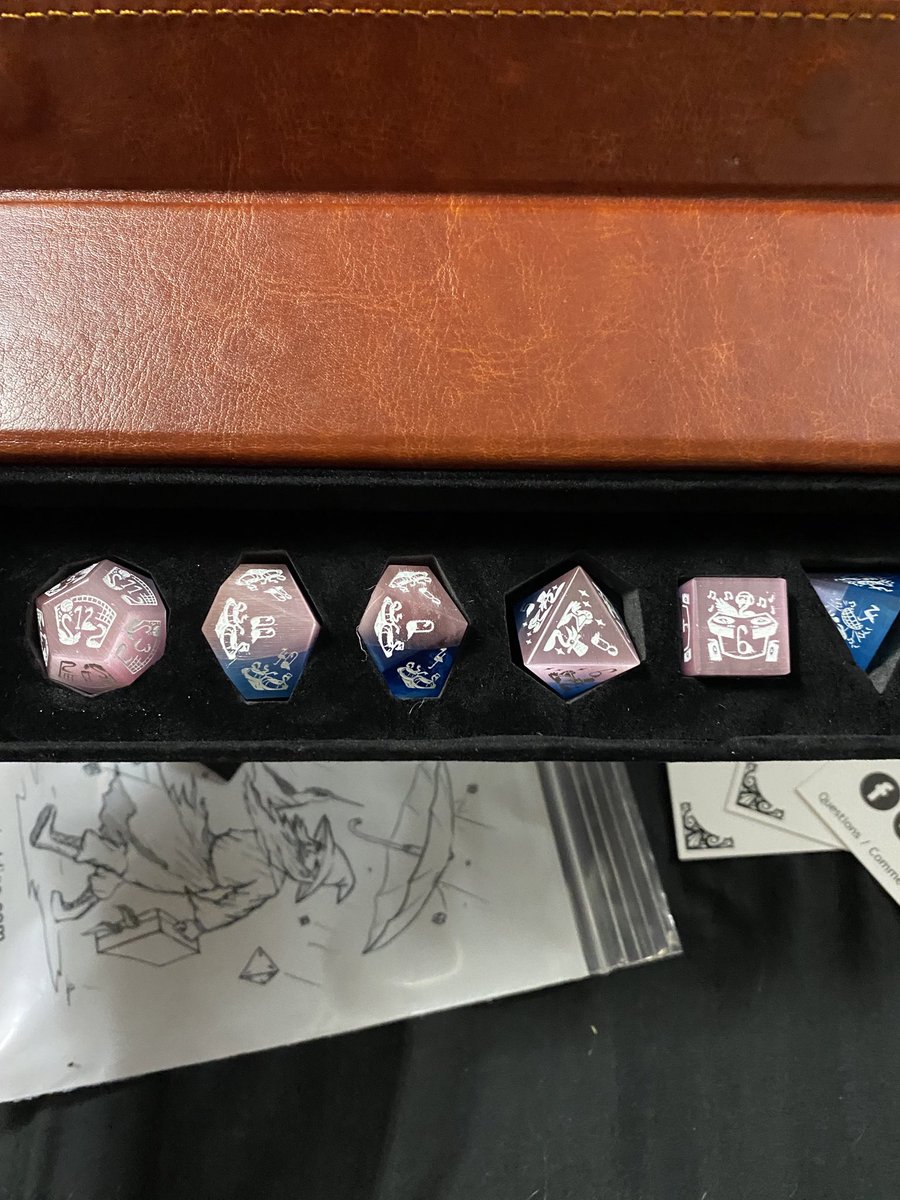 biochode's tweet photo. Got these stunning stone flamingo dice from @dnddice very much in love https://t.co/Dzwva4VE2m
