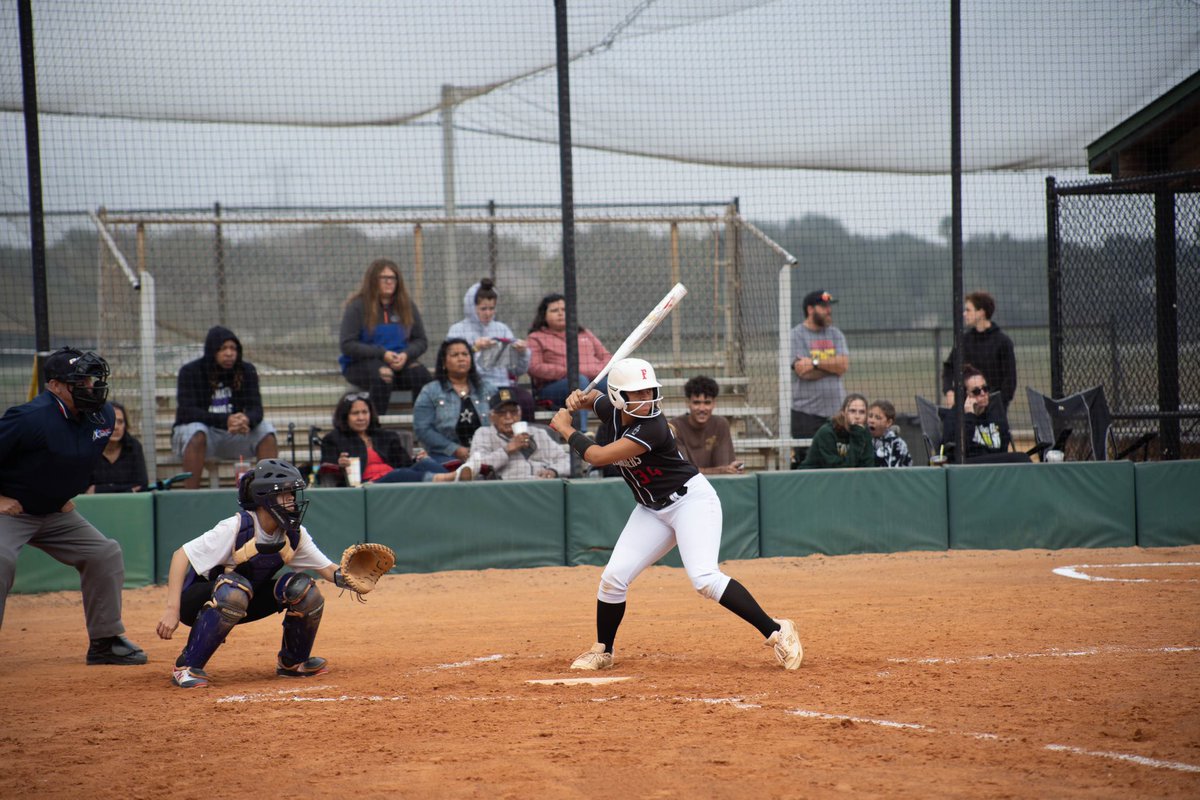 Firecrackers 2022 season is now over :( This season I have not only grown as a player, but I have grown as a person, making new connections and being part of a team that feels like family. I Can’t wait to be on the field with you guys again. Until next time! <a href="/FC_Caride/">FireCrackers16U_Caride</a>