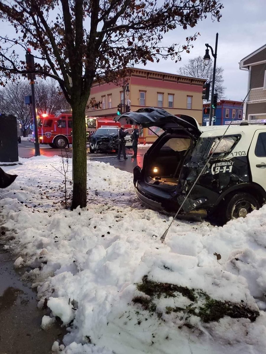 BTVCopWatch's tweet photo. This photo was posted to FB today. Unsure what happened yet, but 2 BPD cop cars got in a serious crash around 4 at N. St. and N. Champlain. Sounds like a third car was involved too.

Hopefully that person is okay. BPD has a bad track record lately of recklessly endangering people https://t.co/ZdTy6wHdPr