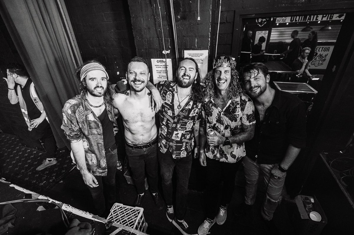MattyBeatsHLH's tweet photo. Well, that’s a wrap Australia. 2022 wasn’t our busiest year as a band but it feels incredible to be back, we can’t thank you all enough for selling out these shows, making some incredible memories and making us, HANDS LIKE HOUSES damn excited for 2023! https://t.co/OTnAsaYHcN