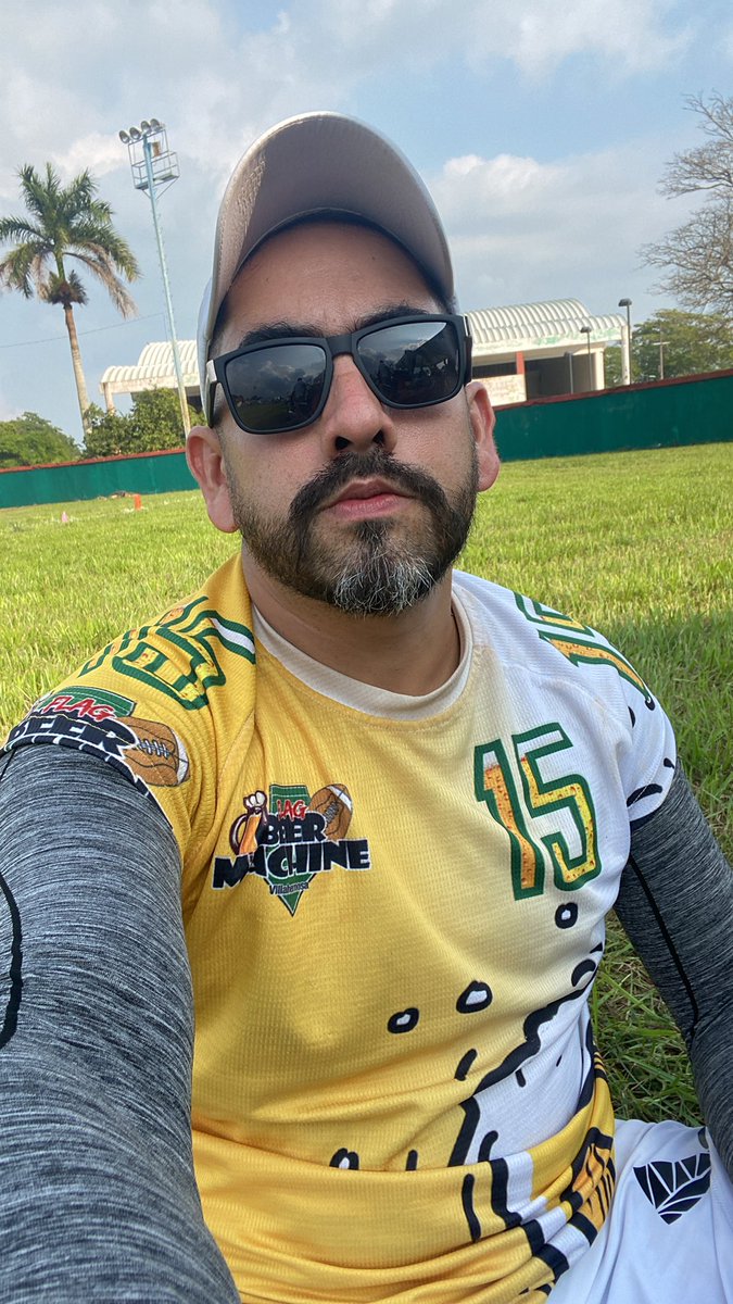 el_amashito's tweet photo. Que chinga la de hoy en el #tazonazteca pero buena experiencia 🤟🏈🍺 https://t.co/hSBD45MBGD