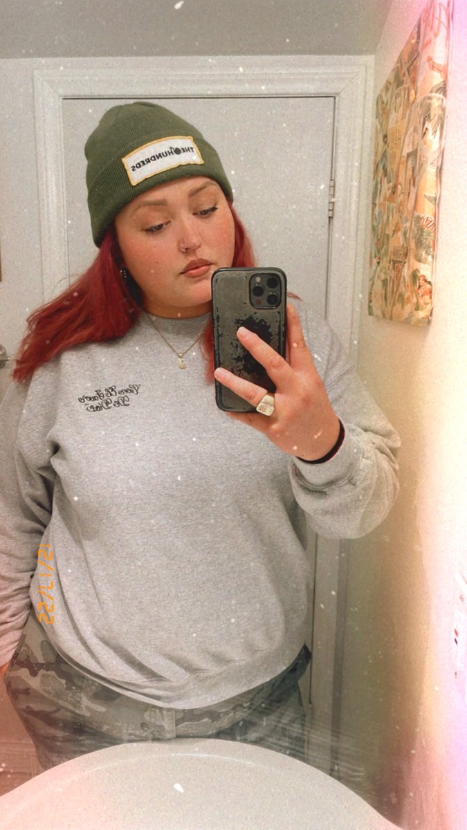 JessicaDuron_'s tweet photo. My favorite shit is from my homies

Crewneck from my homegirl @dopemo’s line! 🤎🌹 https://t.co/SdaM4s6shS