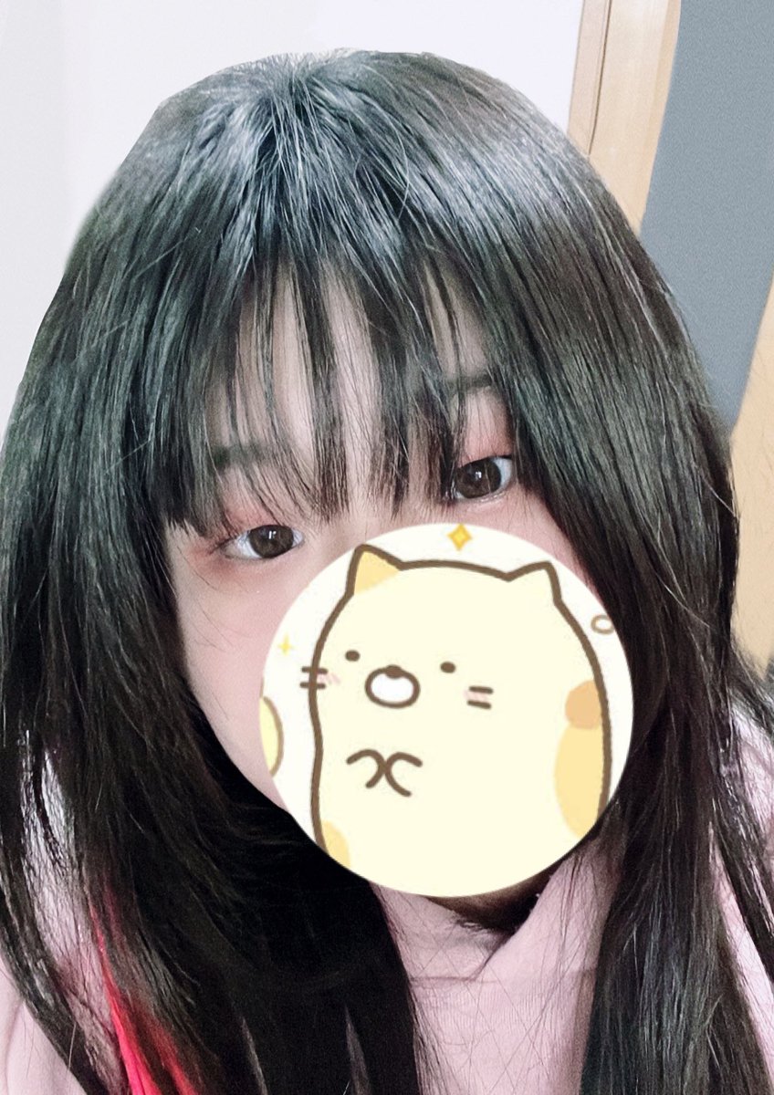 nananoni1607's tweet photo. 彼氏が支えてくれたこともあり今日、ゆっくりする時間が出来たので、趣味のメイクをして久しぶりに楽しみました( ´∀｀)
テンションが上がりすぎて画像付きですみませんm(_ _)m
明日からまた年末年始もっと、もっと、忙しくなるのでいつ休めるかは分からないけどまた戻って来れるように頑張ります！！ https://t.co/vrmTf2ZGGX