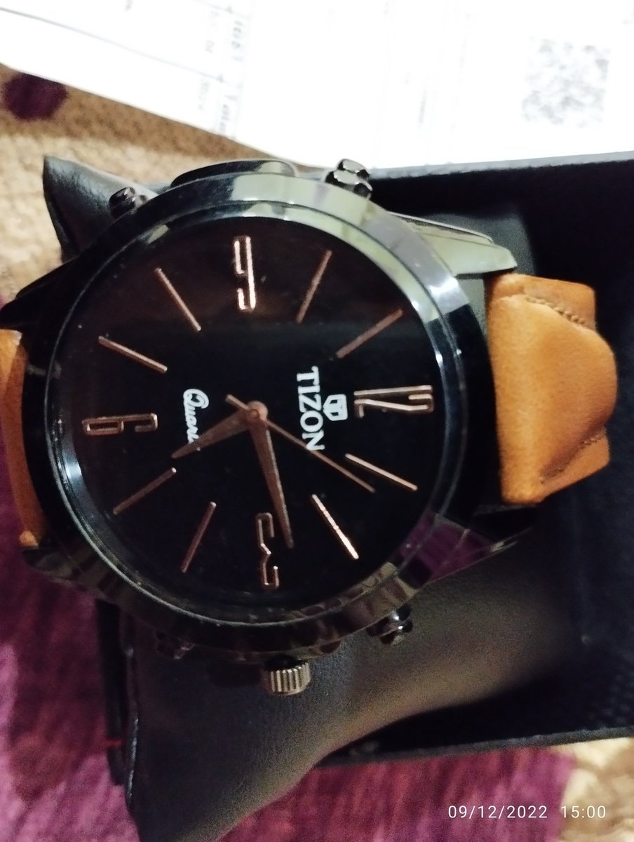 juzt_abhi's tweet photo. I ordered a Titan watch but got a local company watch. A week passed and still  they are not providing me any resolution. Don't order from flipkart. They deliver fake products and the after sale service is worst.
#Flipkart  #flipkartscam #fakeflipkart #flipkartsellers https://t.co/KjowNj42q4