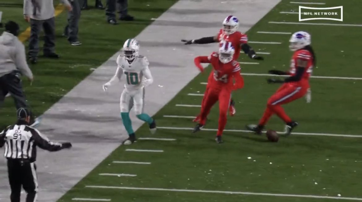 …<a href="/NFL/">NFL</a> &amp; <a href="/NFLOfficiating/">NFL Officiating</a> can I please get an explanation of the Pass Interference rule. Because I believe I have misunderstood it my whole life.