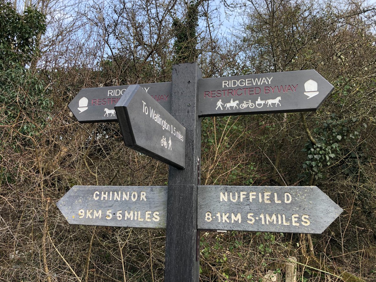 Top trips of 2022: Christmas Common, Watlington Hill and Greenfield. 11 km starting from The Fox and Hounds Pub, Christmas Common.

richardgower.com/blog/christmas…

#getoutside #trek #chilterns @VisitChilterns <a href="/ChilternSociety/">Chiltern Society</a> <a href="/ChilternsNT/">Chiltern Countryside</a>