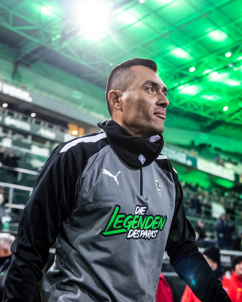 Borussia tweet media