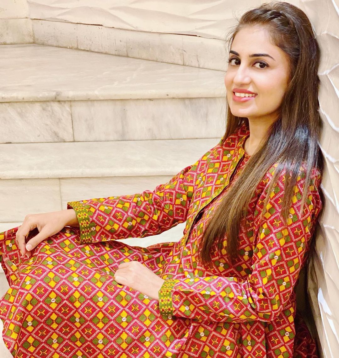 lifelinefarah's tweet photo. In the #throwback pic of #onthisday from #18Dec2019 #memories 👉 @Farah_Yousaf_fc follow ♥ 👈 https://t.co/IT6U7GADKH