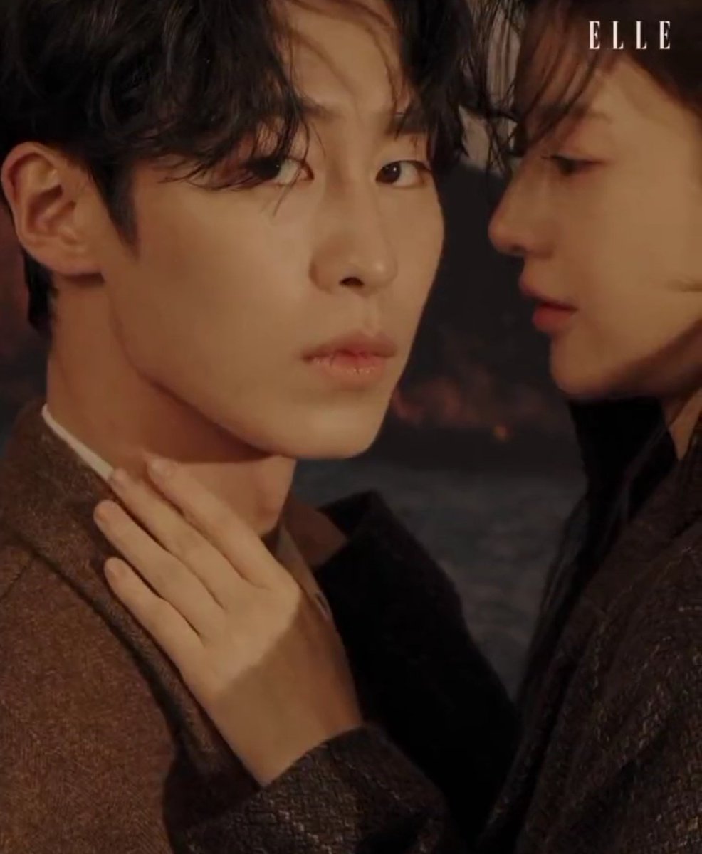 jungiespace's tweet photo. They said Jaewook and Younjung have the best chemistry and sexual tension whenever they're together. They never lie. I mean, look at the way their bodies fondle each other; their eyes, lips, and hands know what to do. 
#LeeJaeWook 
#GoYounJung https://t.co/FJ6vwCEWvT