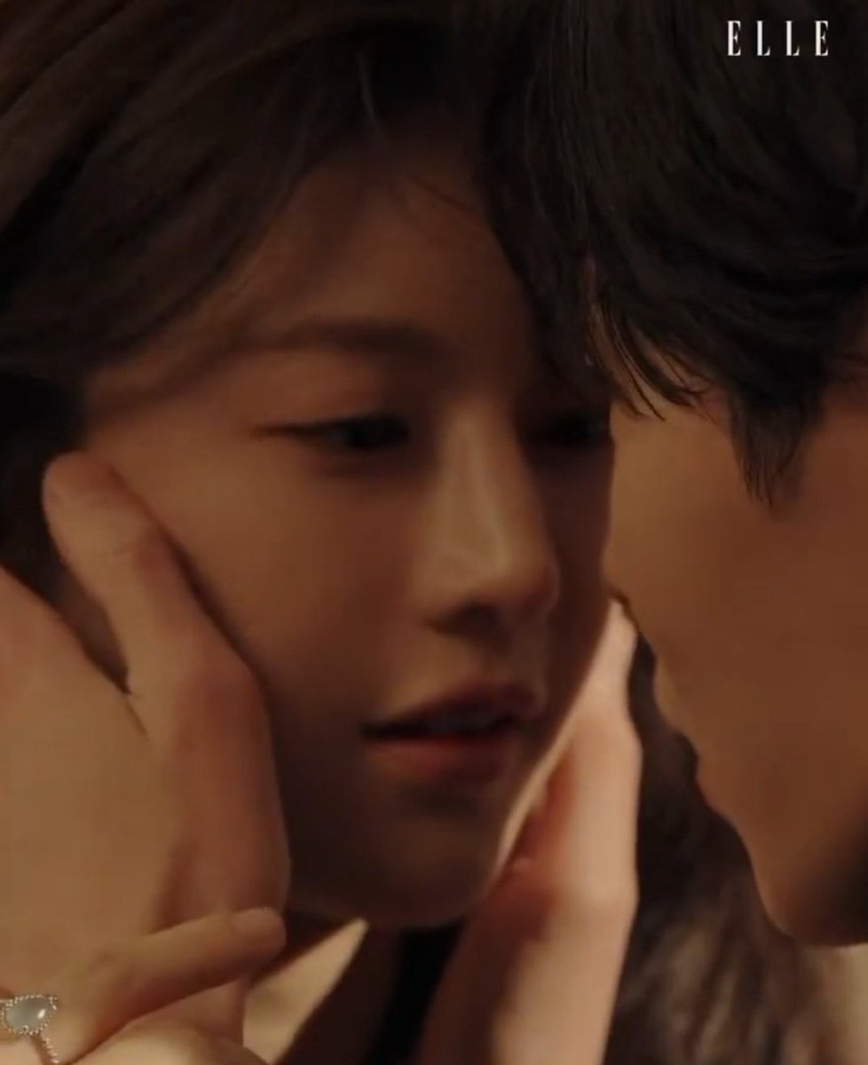 jungiespace's tweet photo. They said Jaewook and Younjung have the best chemistry and sexual tension whenever they're together. They never lie. I mean, look at the way their bodies fondle each other; their eyes, lips, and hands know what to do. 
#LeeJaeWook 
#GoYounJung https://t.co/FJ6vwCEWvT