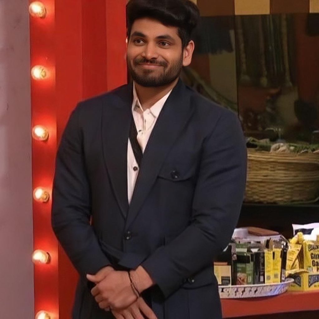 ShivThakare9's tweet photo. Genuine people don’t come around too often 🥹 Keep them Close ✨And Our Boy is Close to everyone’s heart ❤️ 

#ShivThakare #TeamShiv #ShivSquad #ShivKiSena #AaplaManus #ApnaGullyBoy #Love #Genuine #BB16 #BiggBoss16 https://t.co/9tWkfAIOGc