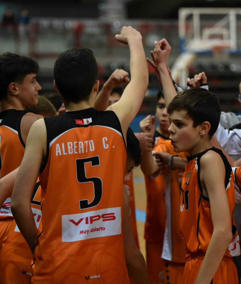 Pintobasket's tweet photo. Domingo con ganas de más.
Imágenes de un sábado único, en el que nuestros equipos nos muestran el gran trabajo que están realizando.
¡Enormes!
Fotos Iván Atance
#SomosPinto
#SomosPintobasket #30años
#basketball #basket #ligaendesa #acb #nbabasketball #improvepractice https://t.co/lY3grbRbrz