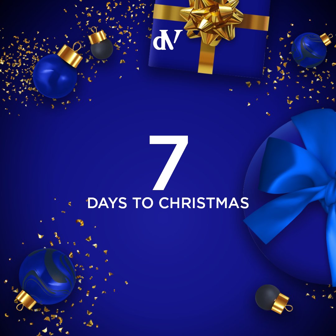 deveregroup's tweet photo. Come on! You can do it! 🧐 #deVeres12DaysToChristmas https://t.co/SCC1WHcdSZ