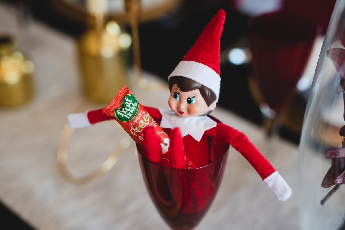 Have your elf a Merry Little Christmas!✨ @elfontheshelf is a BIG fan of our Strawberry Peelers – which of our three Peeler flavours is your cheeky little elf's treat of choice? Click the link below to shop now. #FruitMadeFun #ElfOnTheShelf fruit-bowl.com