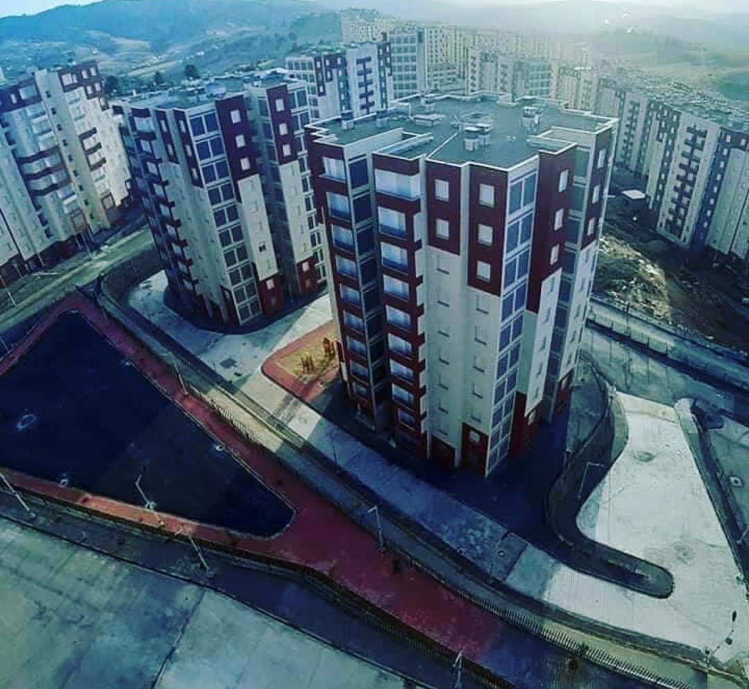 AfricaFactsZone's tweet photo. Algeria constructed these free houses for citizens who didn't have homes. https://t.co/n1EZybDCLP