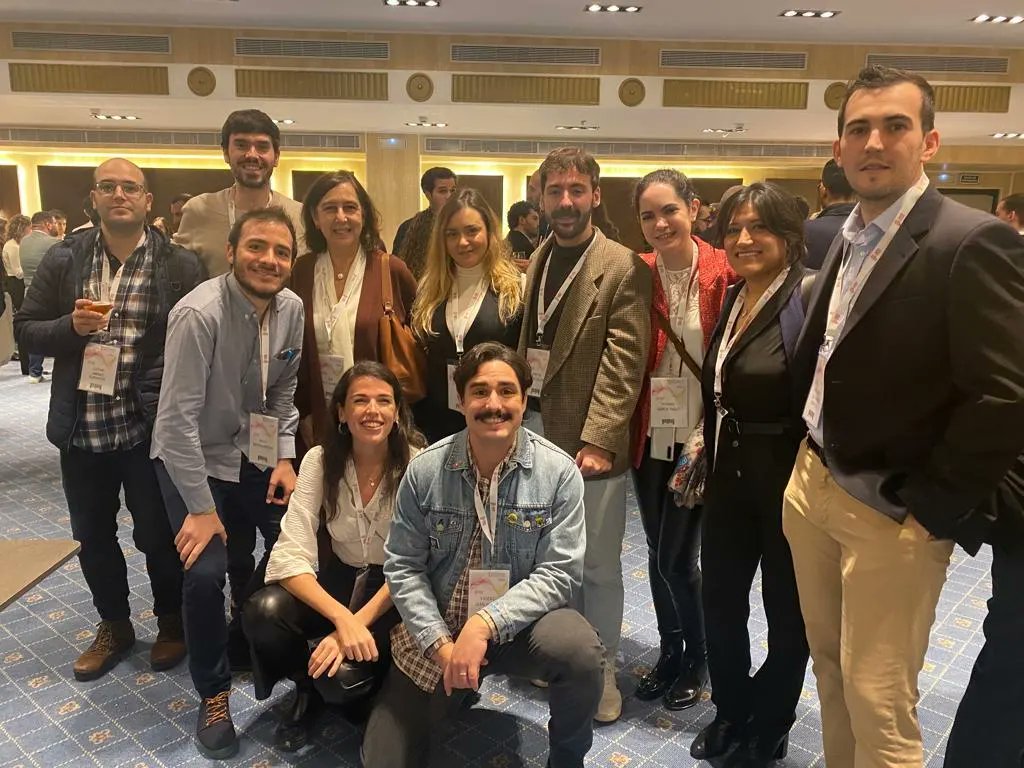 h12o_comf's tweet photo. Nos enorgullece informaros que hemos participado en el I congreso de la Fundación Española de Tratamiento de Tumores de Cabeza y Cuello el pasado 15 y 16 de noviembre en Madrid. https://t.co/mLgy1rYxHn