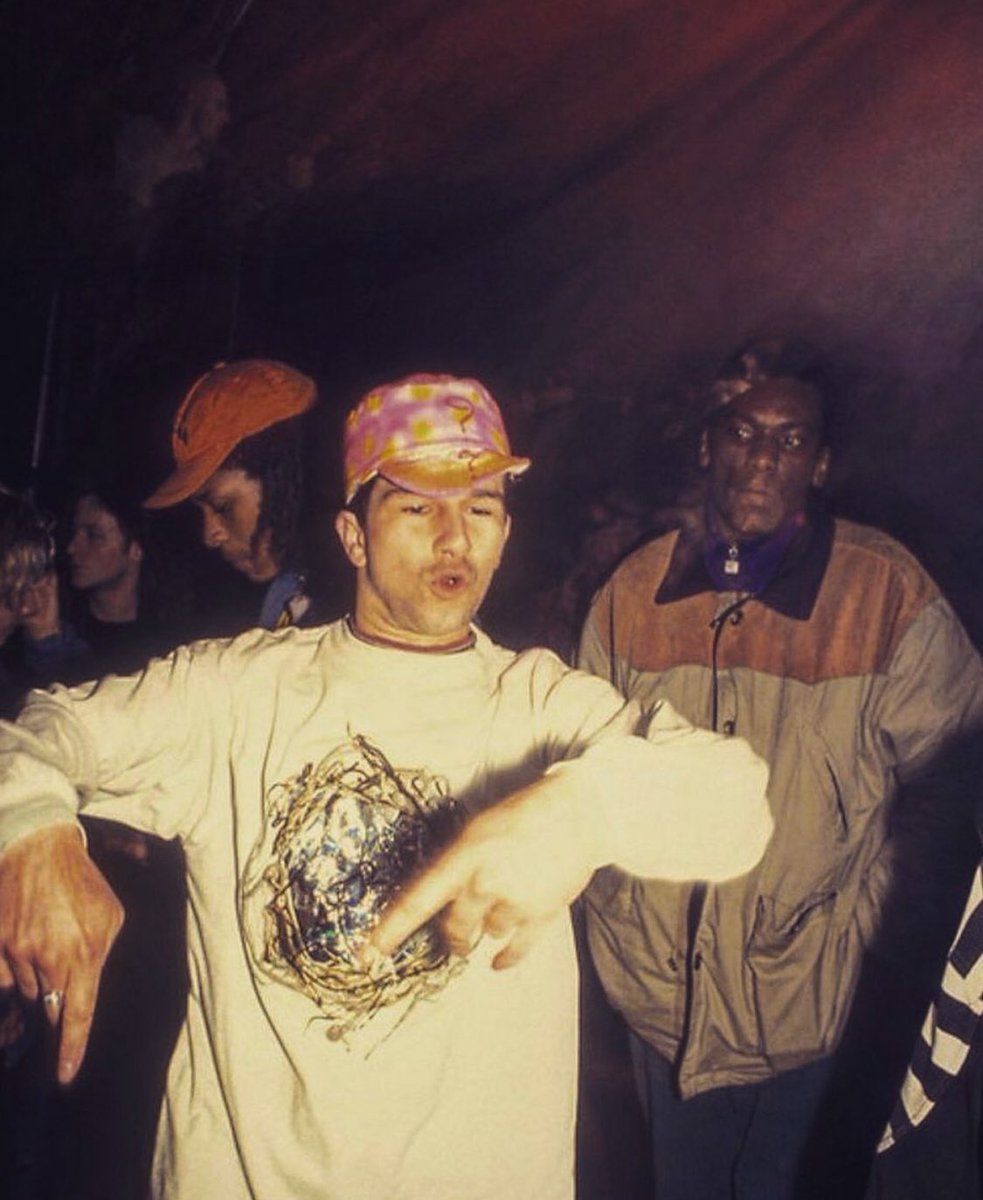 DavisArchive's tweet photo. #sundaymorningvibes 🔥 DIY free party Wilford Nottingham 1992 #rave #freeparty #diycollective https://t.co/b3N2MXo3l5