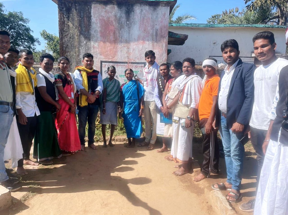 छत्तीसगढ़ राज्य के बस्तर में नेशनल बॉक्सर बमनी कुहरामी आदिवासी एवं उनके परिजन से मुलाकात की। बमनी कुहरामी ने गोल्ड मेडल जीता है और यह एक साधारण आदिवासी परिवार से है।