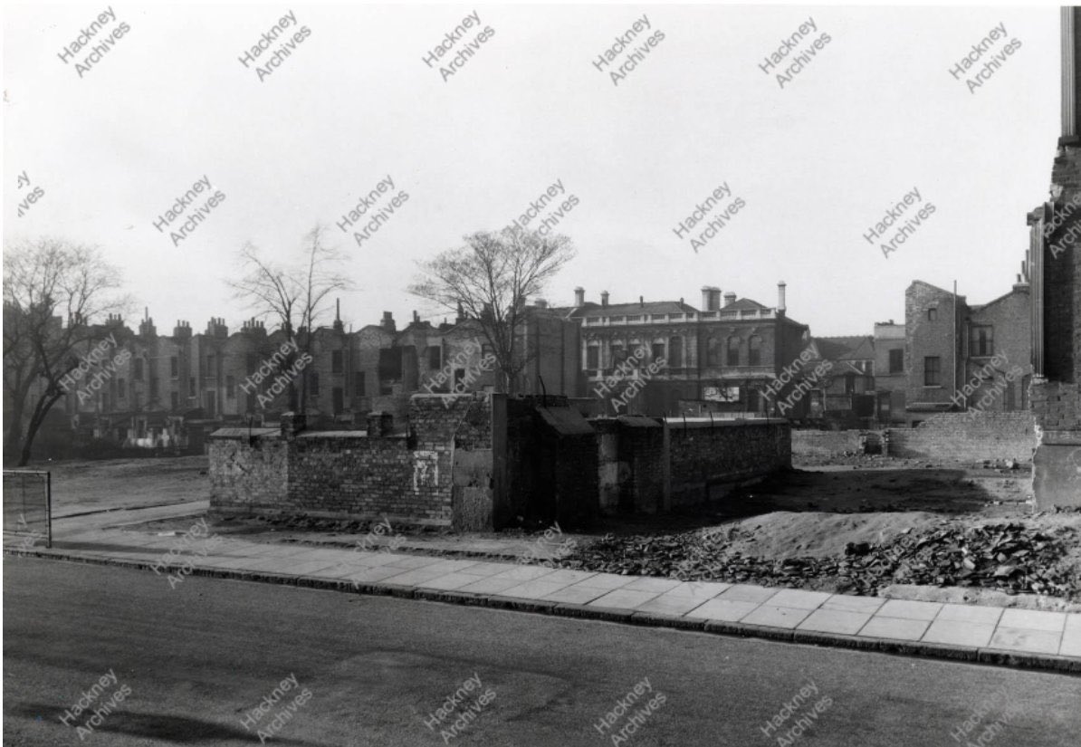 Stoke Newington Road lorry bomb photo 1