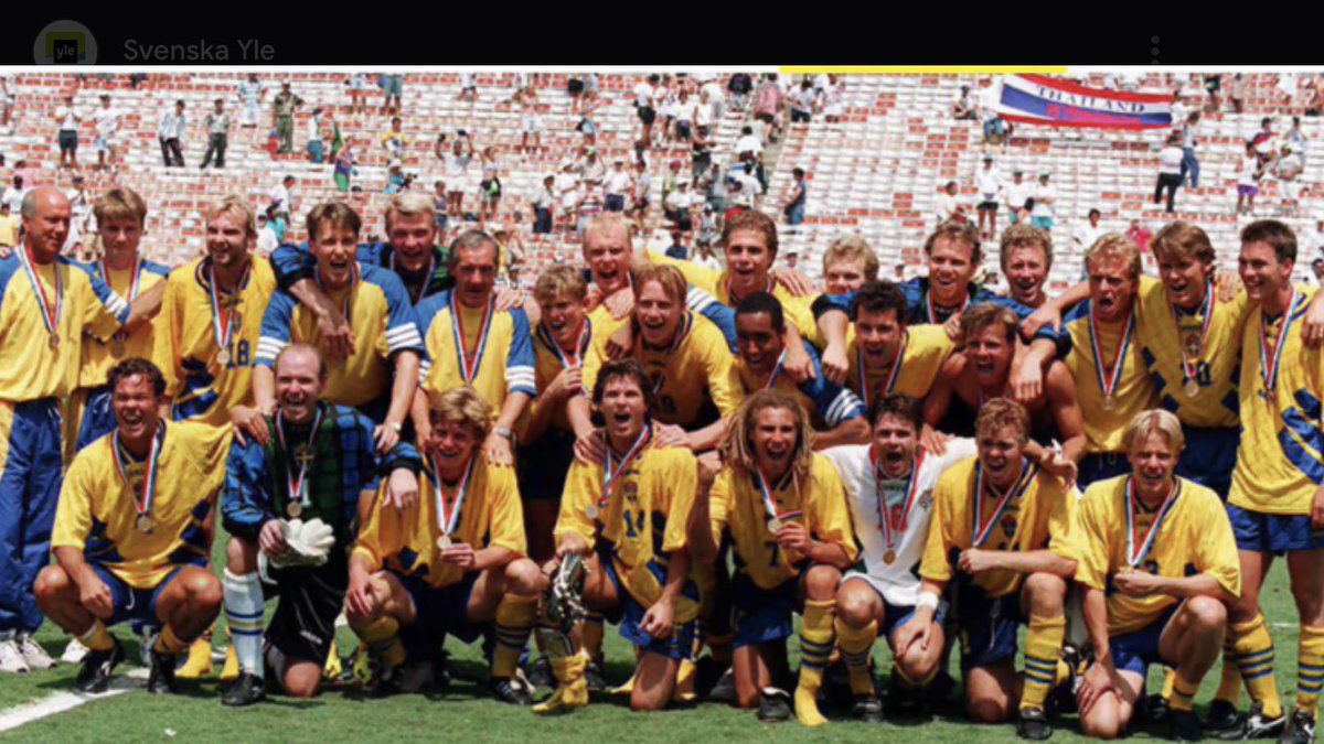 taxilarsson's tweet photo. År 1994 @svenskfotboll VM-trupp 🥉 kontra @morbylangagoif ⚽️ 😀🧤⚽️🧤 https://t.co/a2W43qAoIe