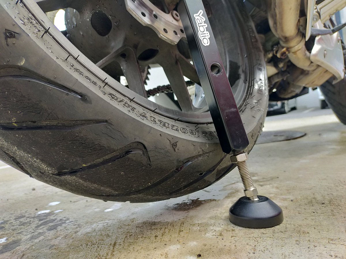 osprey_SDF's tweet photo. コレはマジ便利！

#CB400F
#NC47
#チェンシコ
#イージーリフトアップスタンド
#yabiic https://t.co/5QDLI62IcC