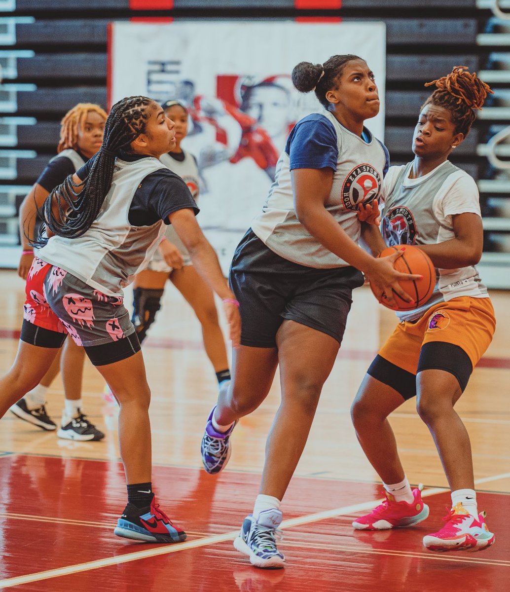 Zana Justice/C/Luella High @Zanajust Very skilled post player that fights for everything in the paint. She uses her body well when making moves and finishing with either hand. She is a great offensive rebounder because she has a nose for where the ball is coming off.