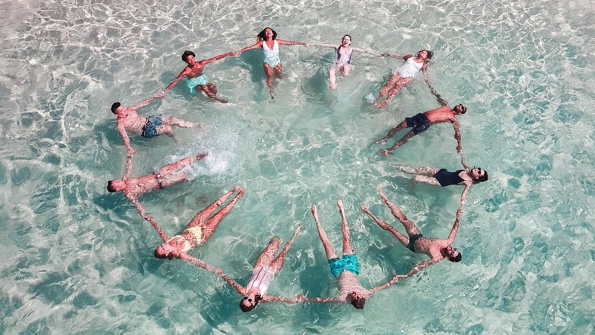 SideHustleInspo's tweet photo. Heading to the "office" in Mexico is like... 😂🌴

👇👇👇👇👇👇👇👇👇👇👇👇
𝗔𝗿𝗲 𝗬𝗼𝘂 𝗥𝗲𝗮𝗱𝘆 𝗧𝗼 𝗦𝘁𝗮𝗿𝘁 Enjoying Multiple Streams Of Income?

...The Side Hustle That Fits In Your Pocket!

Say "BEACH" below for your free copy!
👆👆👆👆👆👆👆👆👆👆👆👆 https://t.co/Uv7jdQWrAG