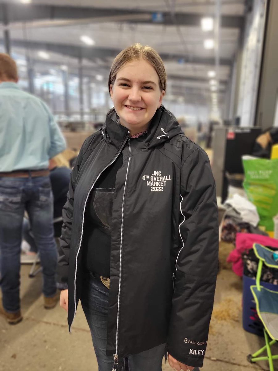 Lay_Farms_Inc's tweet photo. Congratulations to Kiley Ayres
Jr. Nebraska Cattlemen (JNC)
4th overall Market  for the 2021, 2022 show season.
The coat looks great Kiley
Lot 6 on our 2021 sale https://t.co/LsDkUorxTw